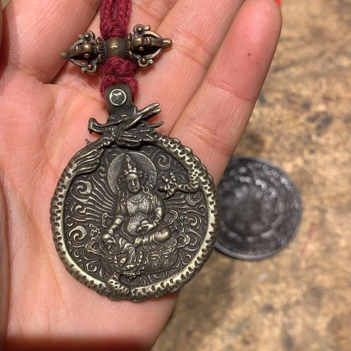 琉璃颈饰天***?喜欢的朋友