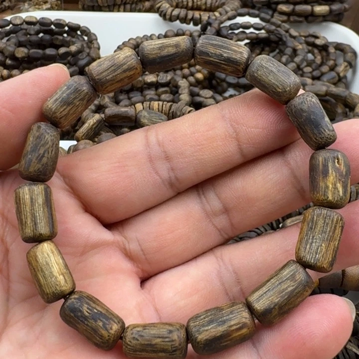 手串沉香乌身手串7克加