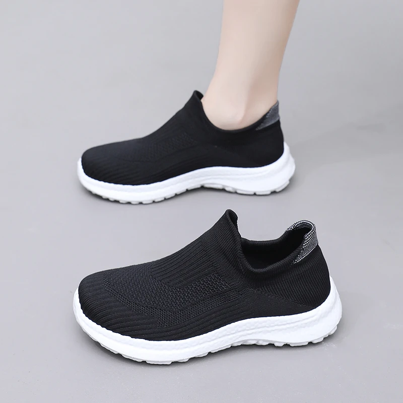 老北京布鞋2025春秋季新款一脚蹬防滑健步鞋男女同款袜子口休闲鞋