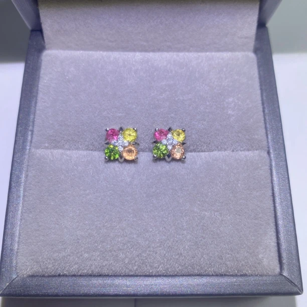 世纪珠宝S925银天然碧玺耳钉 颜色好做工精致