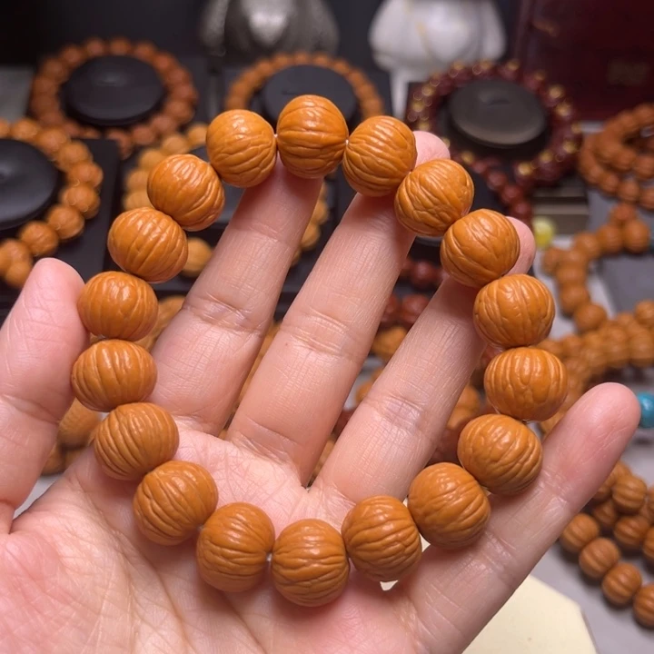 猴头核桃吊坠土豪