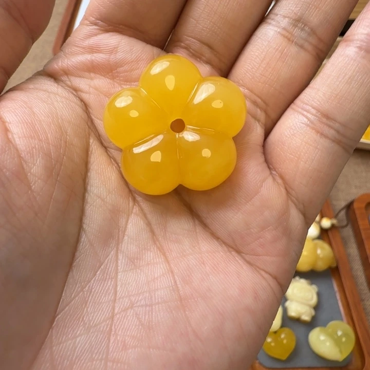 琥珀未镶嵌裸石花花