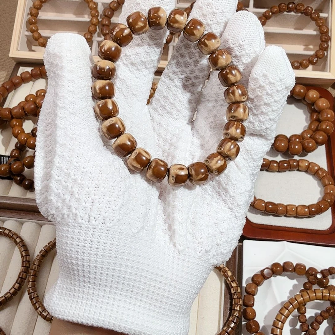 手串紫金鼠10.2*9山楂酸奶半实心老型