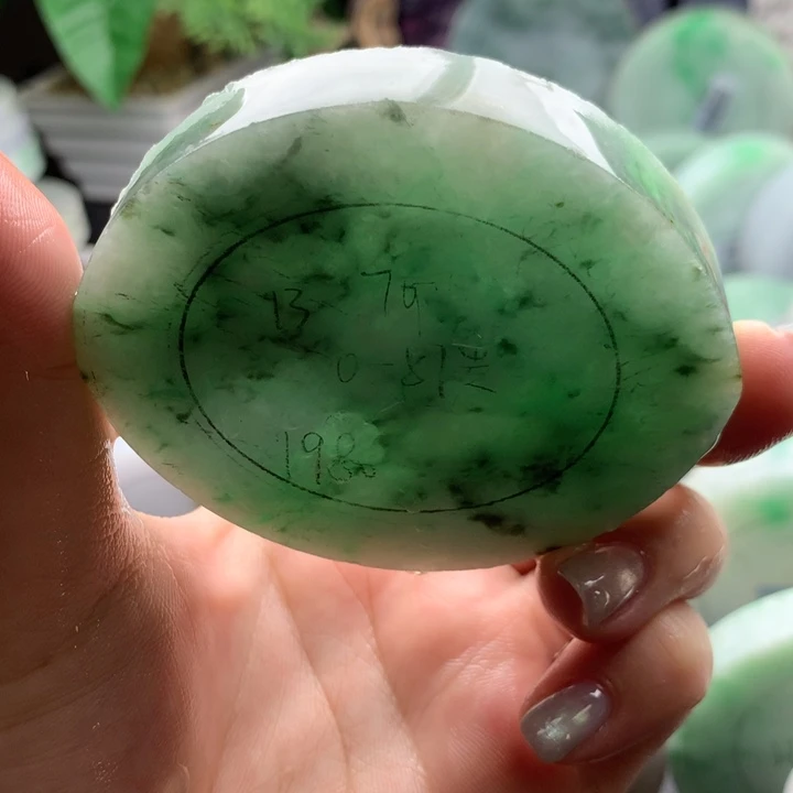 未镶嵌手镯定制翡翠