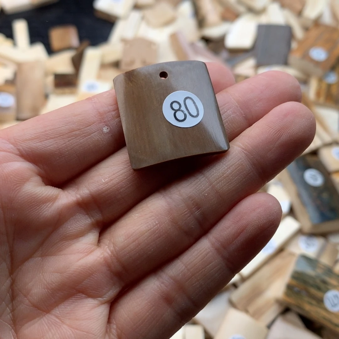 泥塑不打孔联系客服