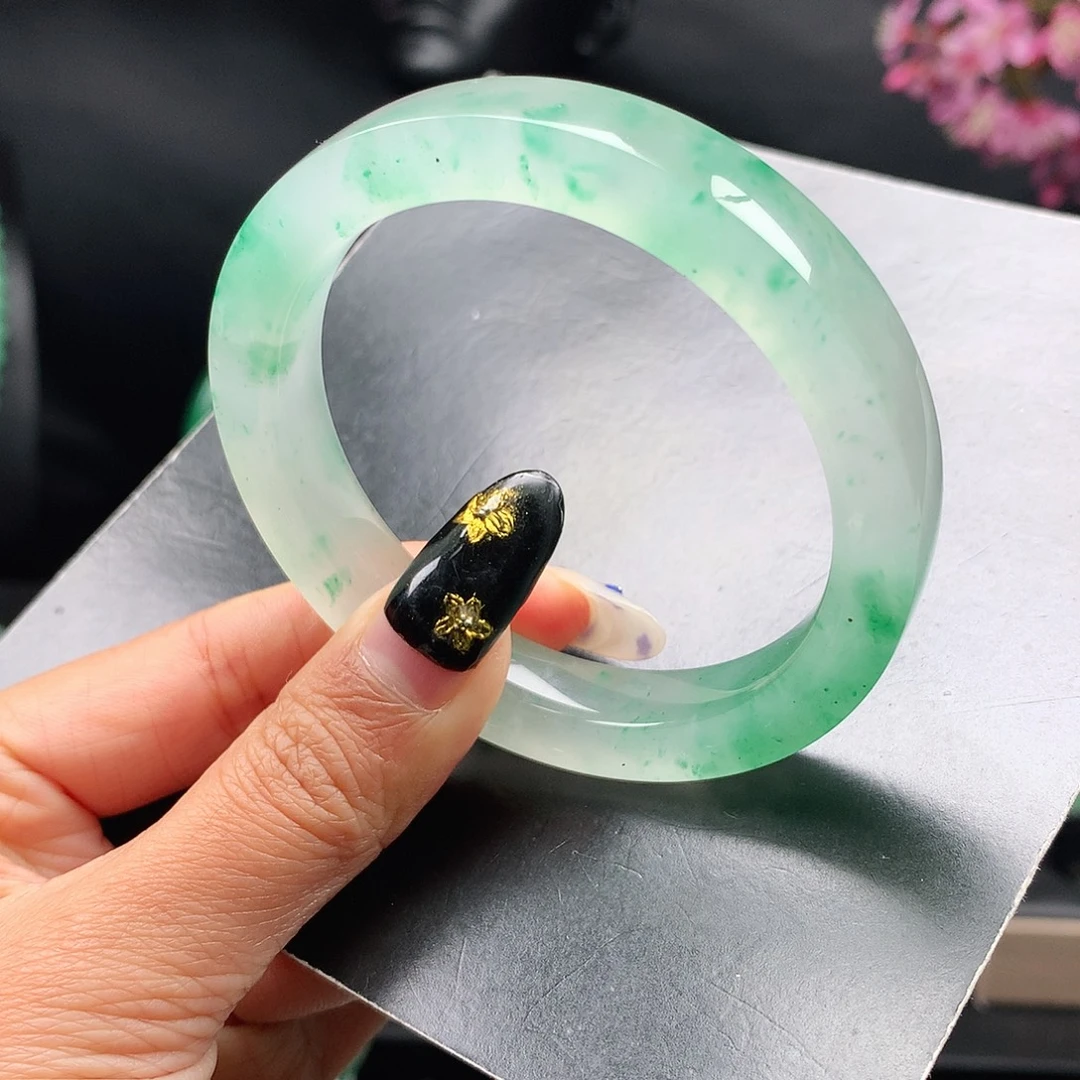 石英质玉未镶嵌手镯53