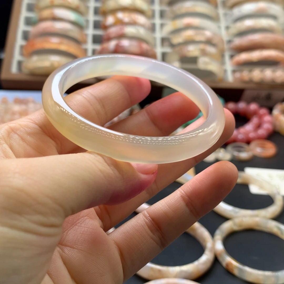 【闪购商品】手镯玛瑙/玉髓未镶嵌