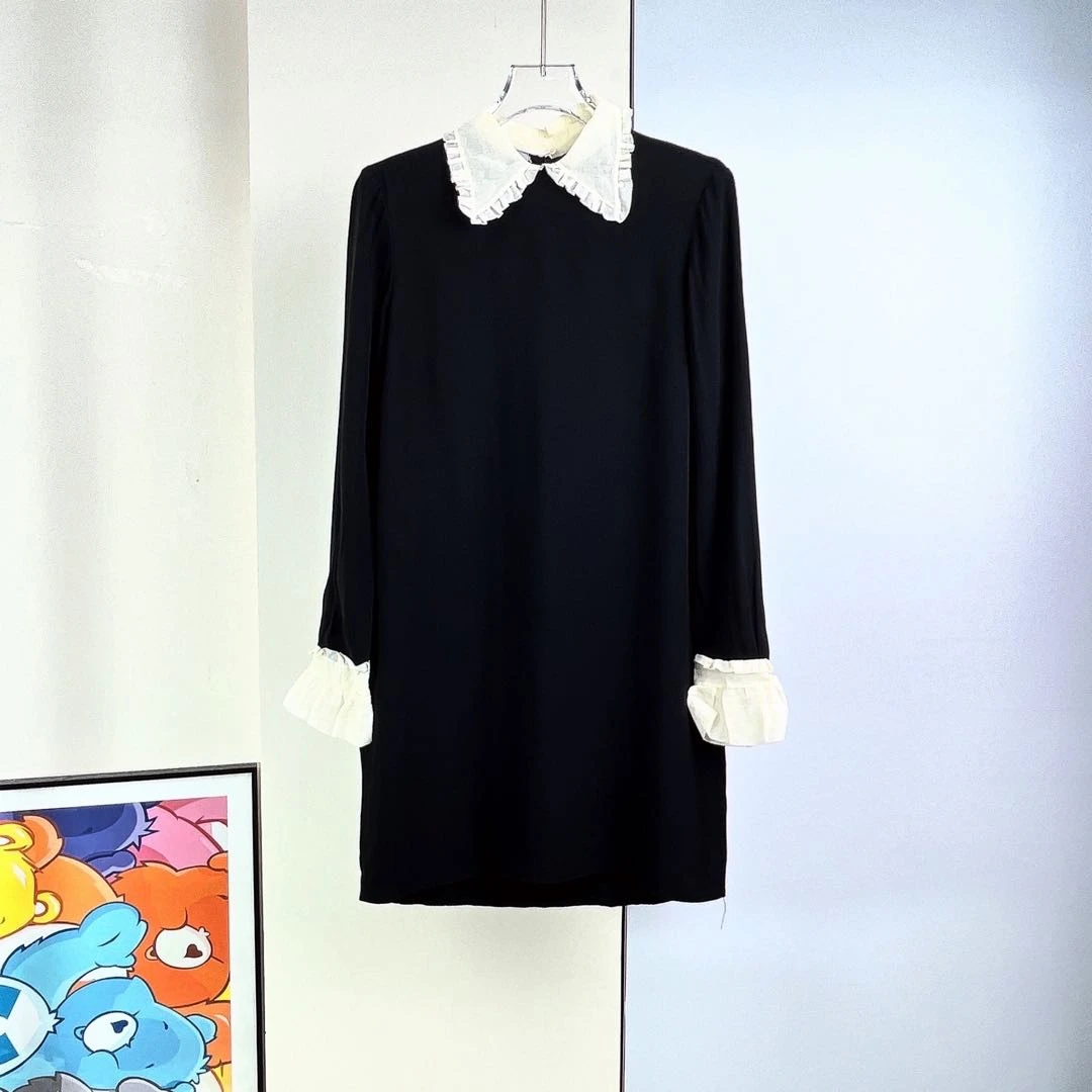 99新 MIU MIU/缪缪 99新/Miumiu/缪缪/连衣裙/40码/Xsp37786