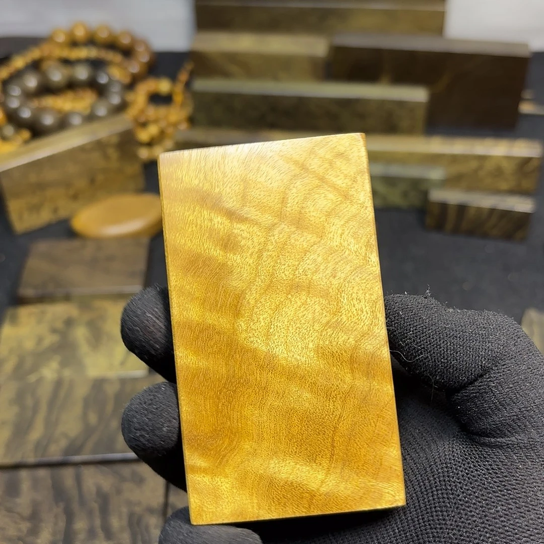 驭***风金丝楠一物一拍链接