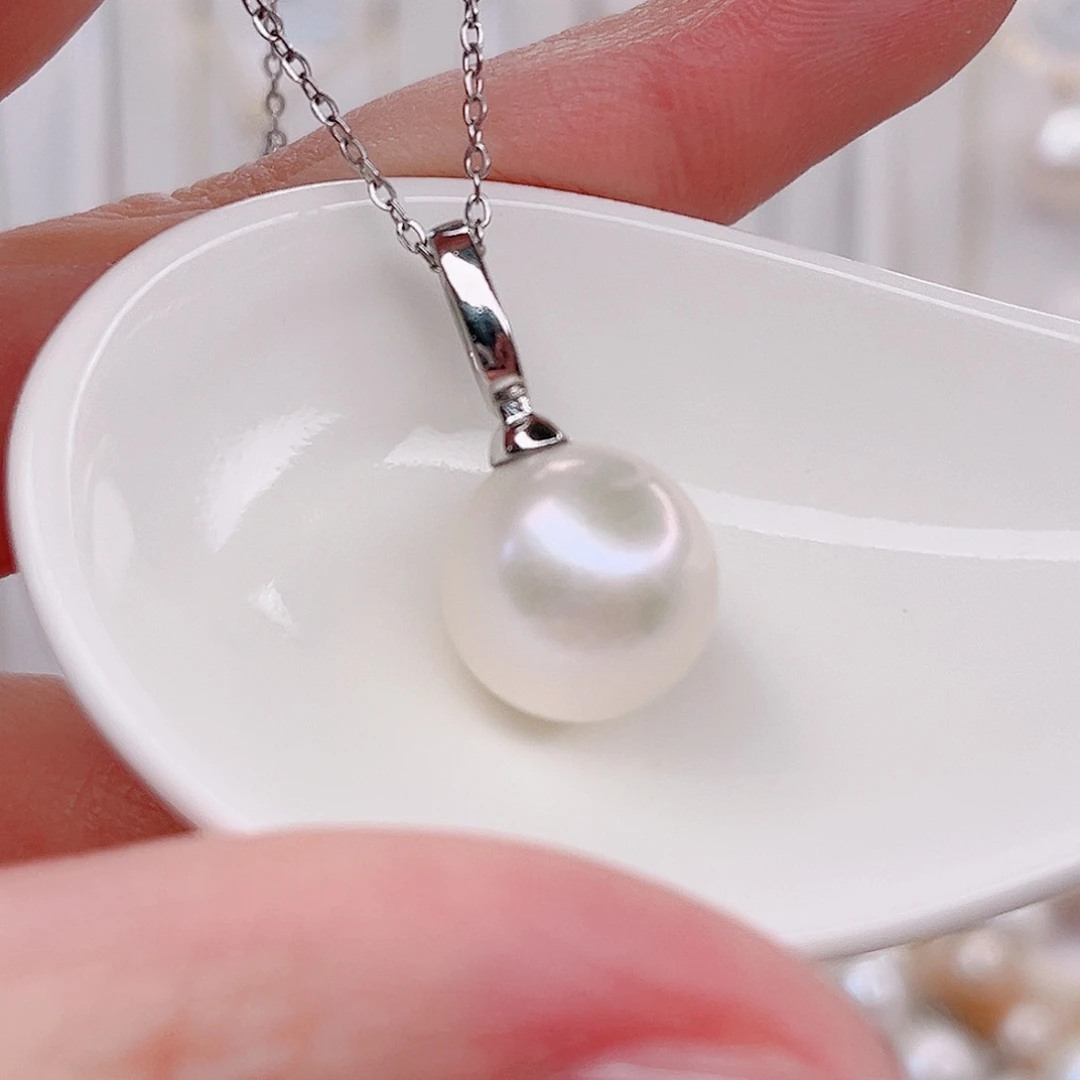 颈饰未镶嵌淡水珍珠