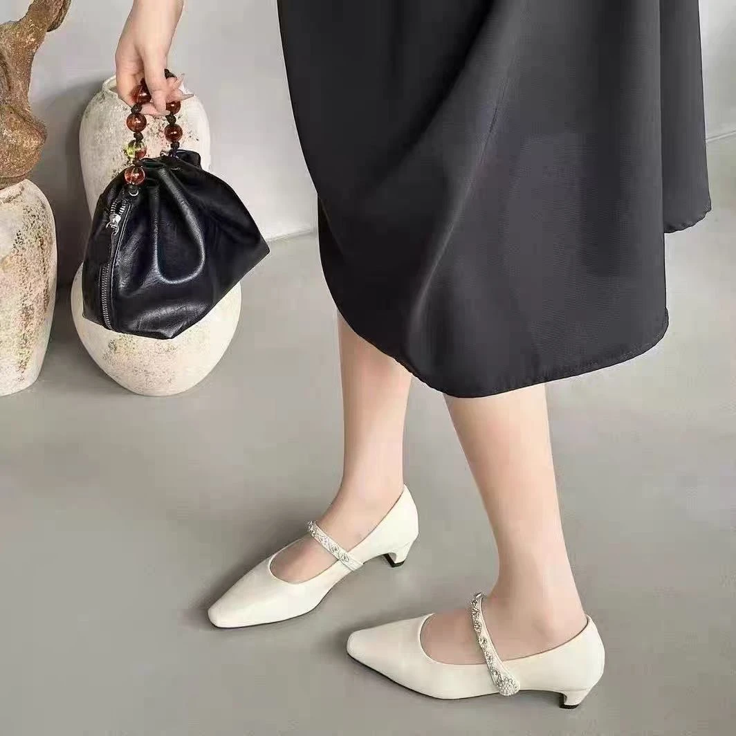 N56-16   新款时尚气质百搭尖头单鞋