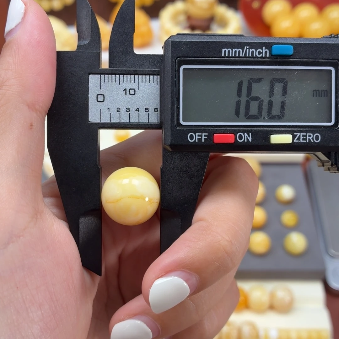 琥珀未镶嵌珠宝奇石焦皮浓蜡圆珠16mm