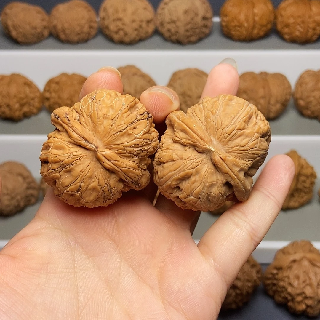 文玩核桃吊坠41瑕疵元宝