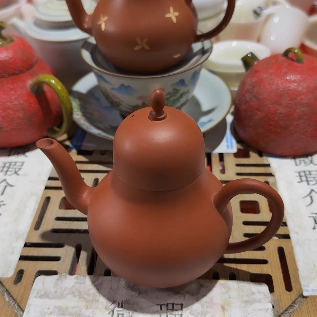 瑕疵茶具。介意勿拍