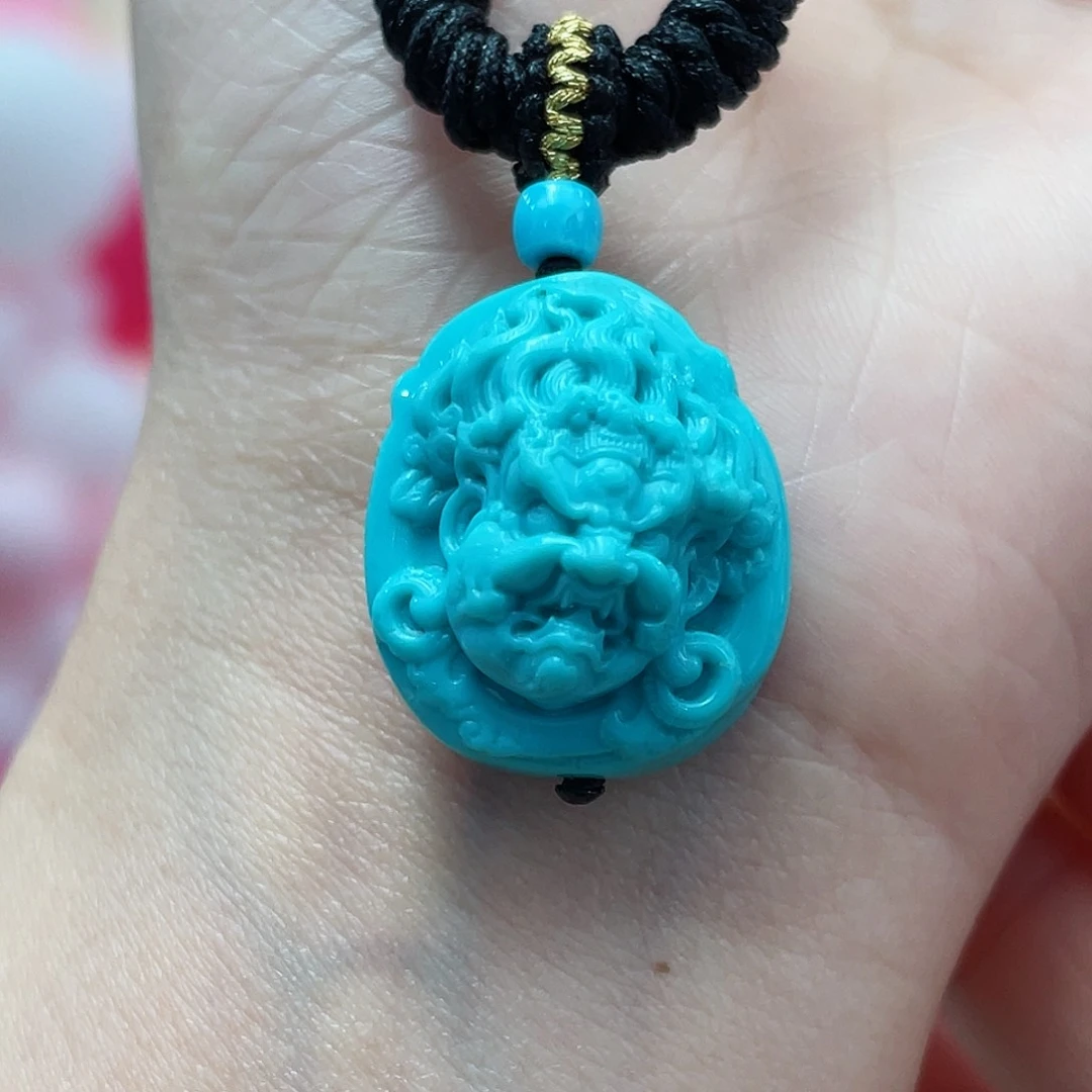 绿松石颈饰未镶嵌