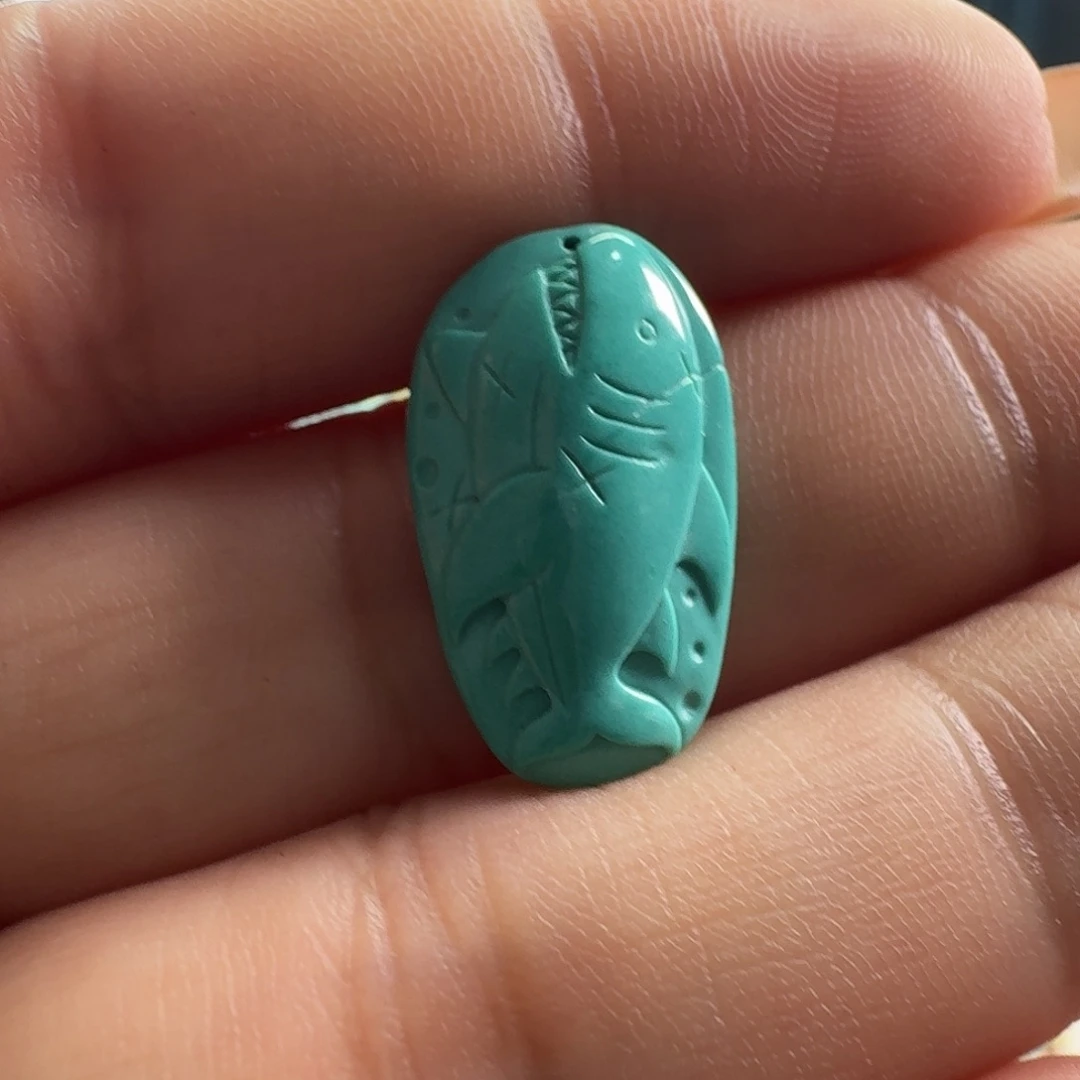 绿松石未镶嵌颈饰