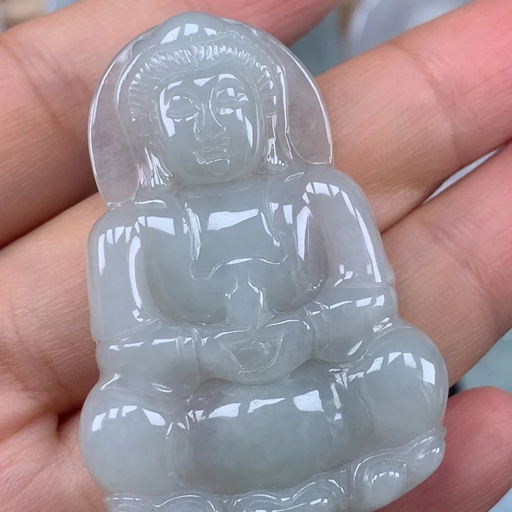 颈饰未镶嵌翡翠观音