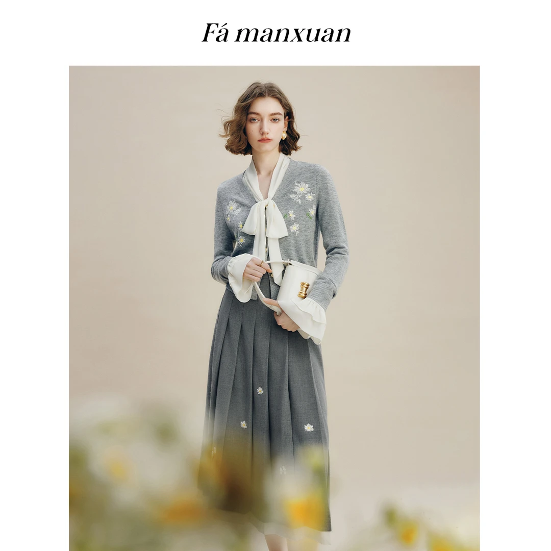 【达人专属】法曼萱法式绵羊毛刺绣小雏菊针织开衫女2025上衣