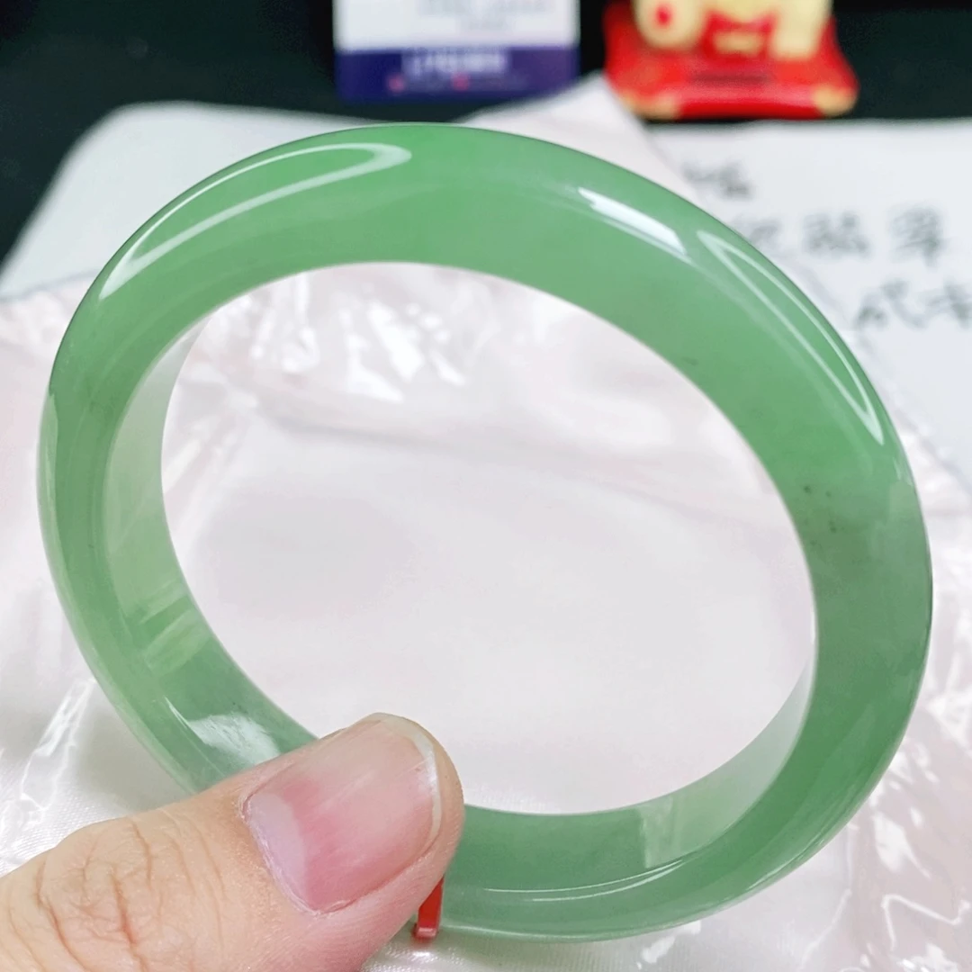 未镶嵌手镯翡翠55.8圈口