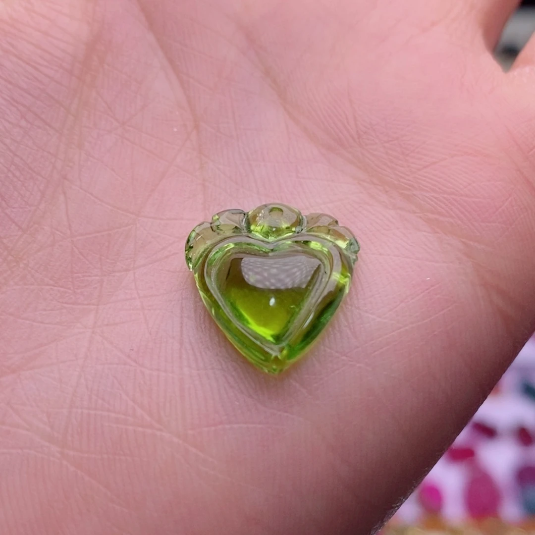 未镶嵌单颗碧玺爱心吊坠yy