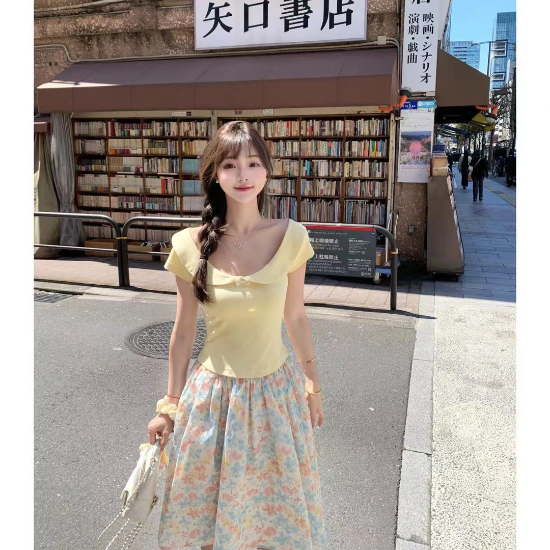 A娃娃领蝴蝶结少女感萌系短款T恤上衣+碎花A字中裙套装9068#