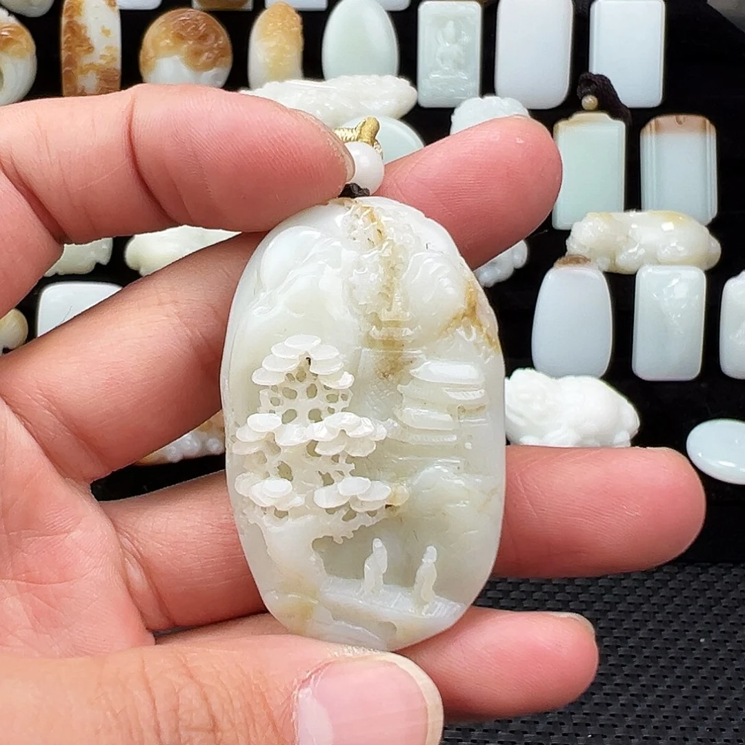 和田玉颈饰未镶嵌