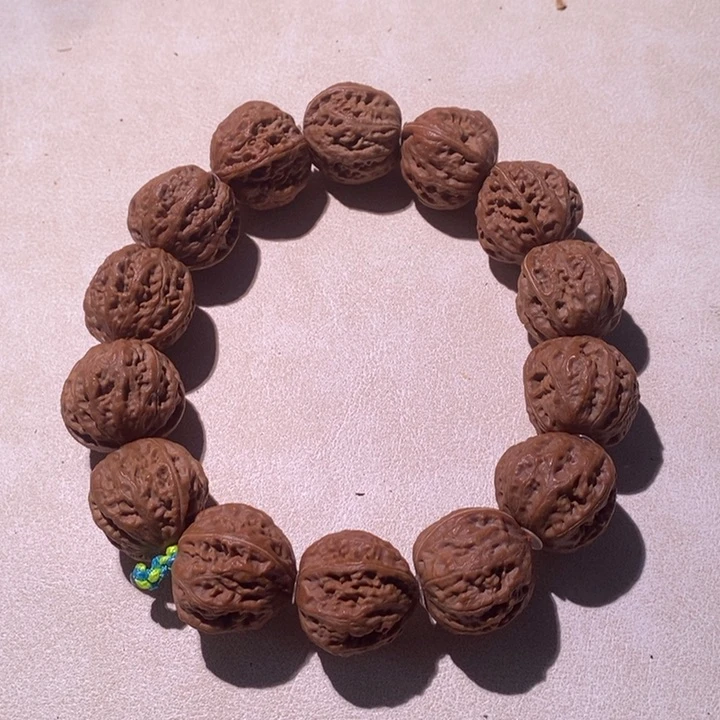 手串文玩核桃…………2