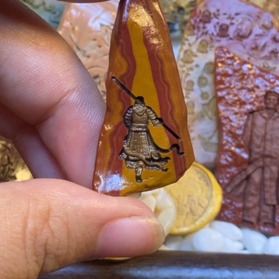 【闪购商品】6*8嘿嘿石头不退不换