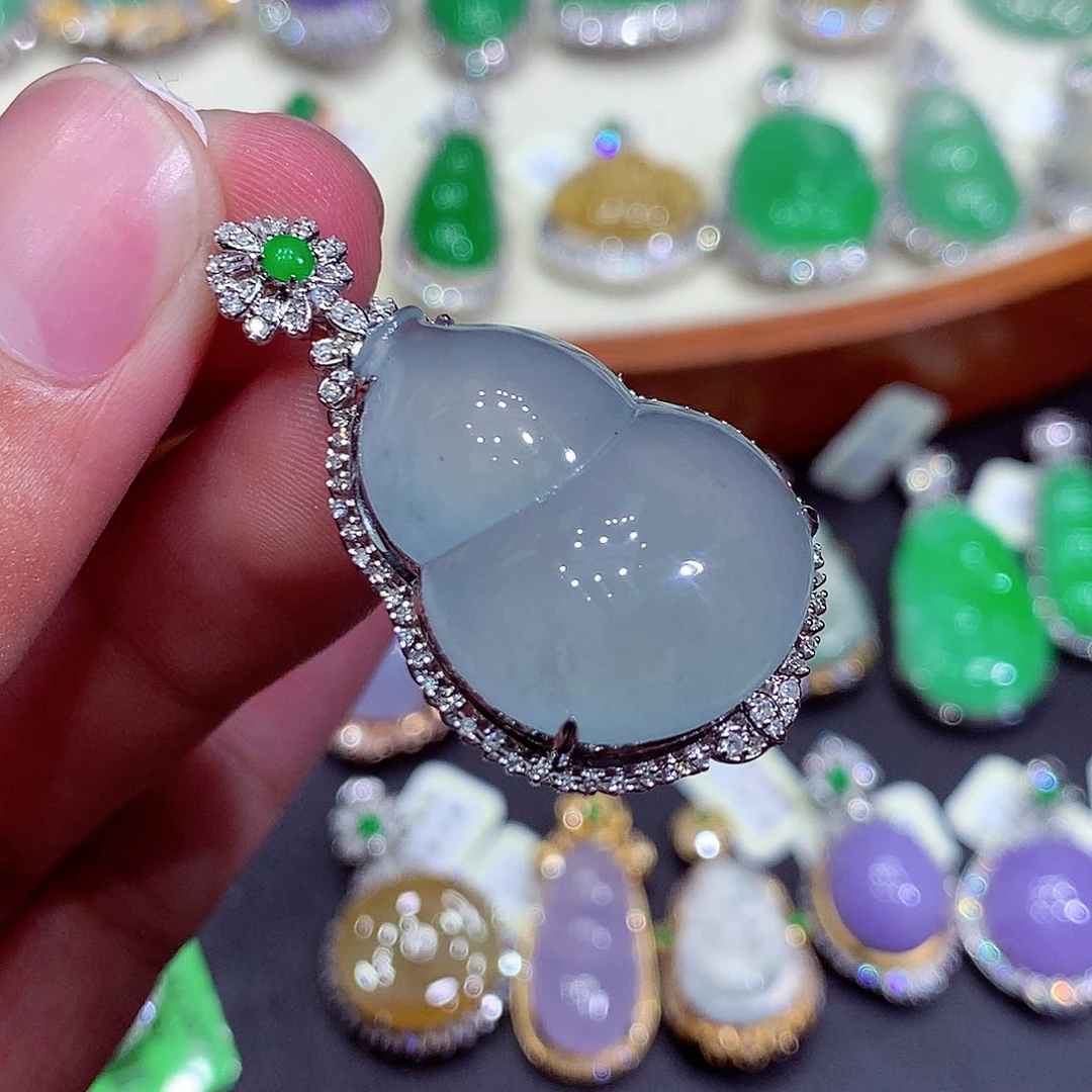 翡翠18K金镶嵌吊坠(不含链)