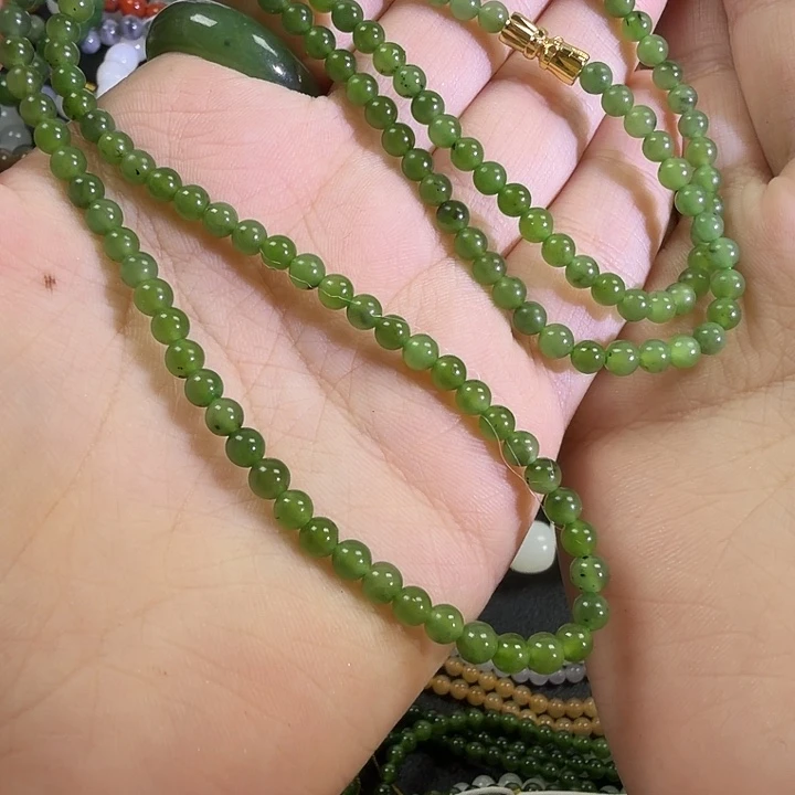 和田玉未镶嵌手链卡4碧玉