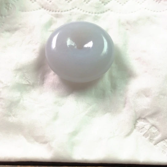 翡翠未镶嵌颈饰吊坠