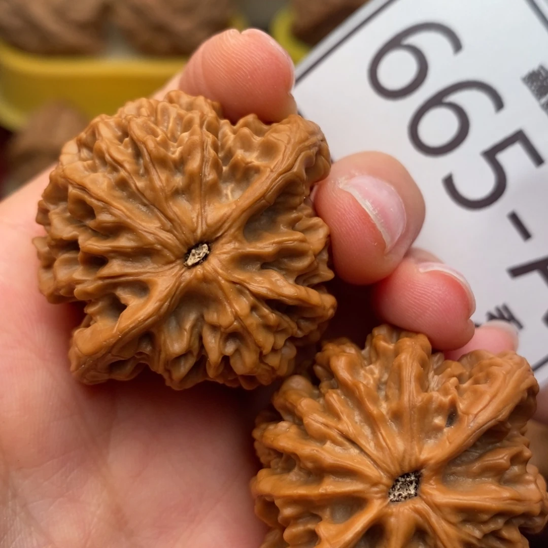 文玩核桃把件秦闷40……