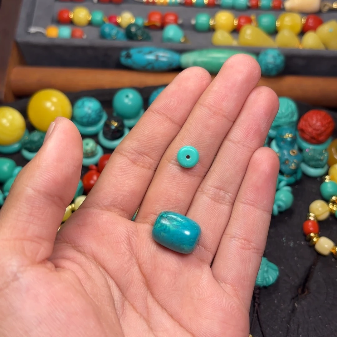 玛瑙/玉髓未镶嵌珠宝半成品13*17捅珠一颗加隔片四个哈哈哈