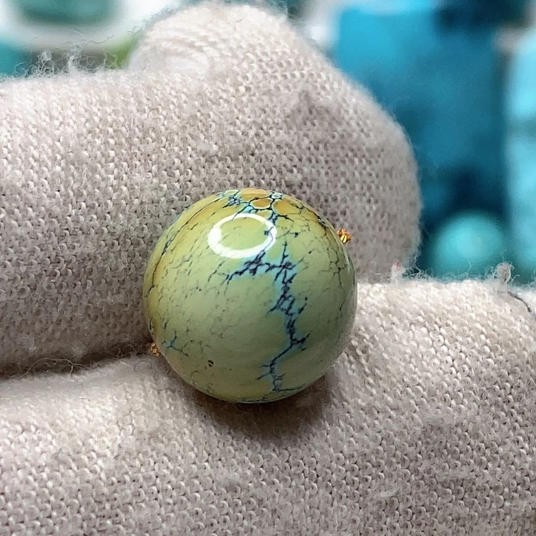 绿松石未镶嵌天然原矿 地大质检11.3mm