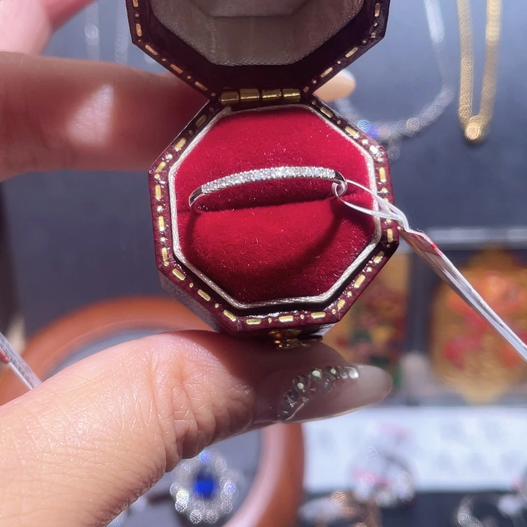 钻石戒指/指环18K金镶嵌