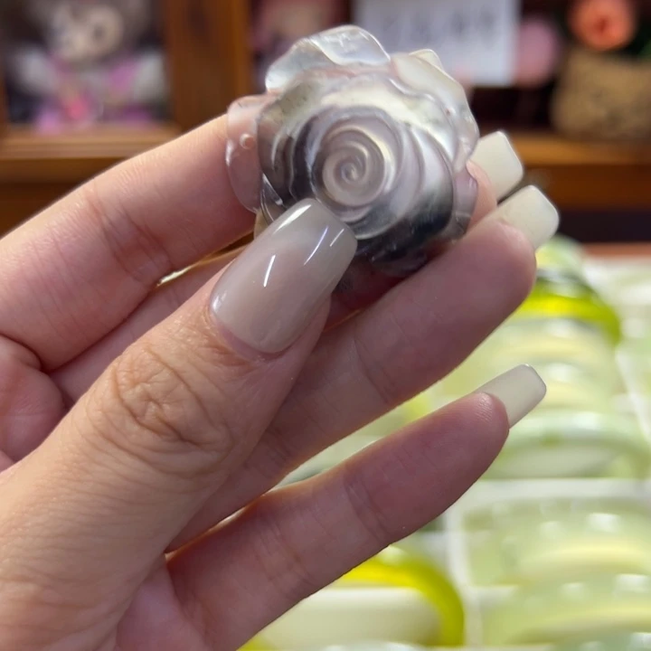 蛇纹石玉未镶嵌手镯240