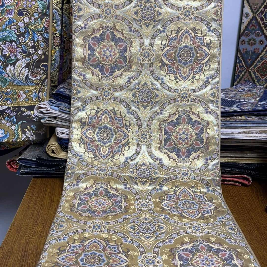 织绣织锦技艺超群出众