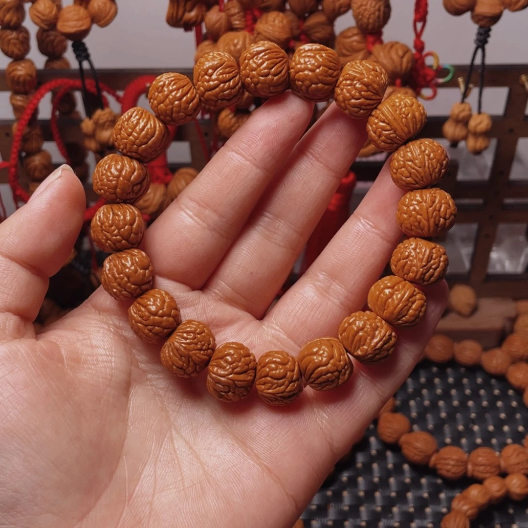 木质类龙纹桃枭手串