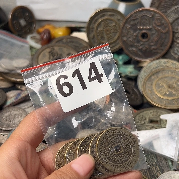 張***眾铜复古文创工艺品
