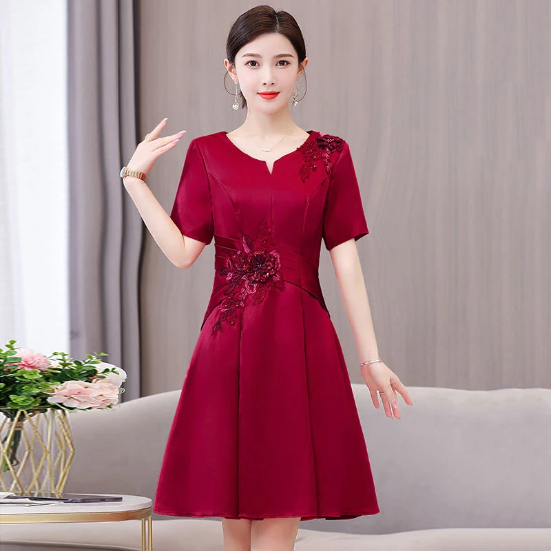 高档高端夏季晚礼服裙女年轻红色喜婆婆妈妈婚宴装高贵参加婚礼女