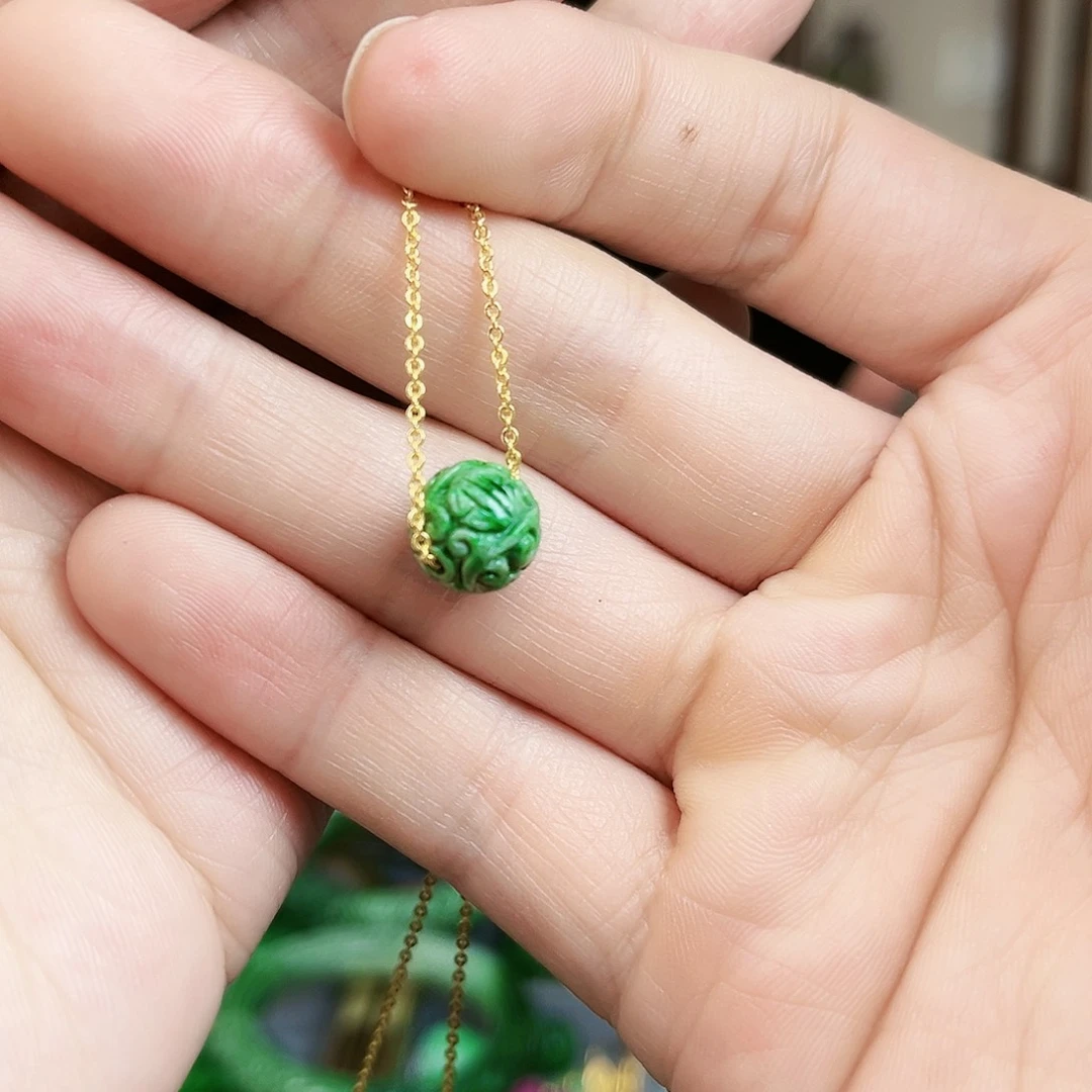 翡翠颈饰未镶嵌吊坠