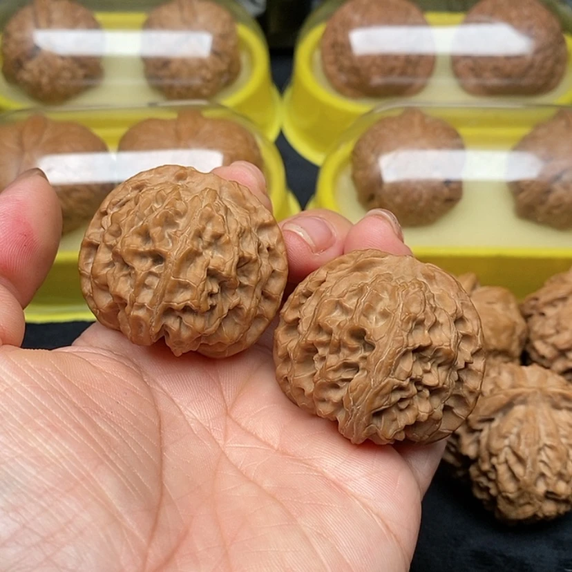 【闪购商品】桃核把件苹果园狮子头42