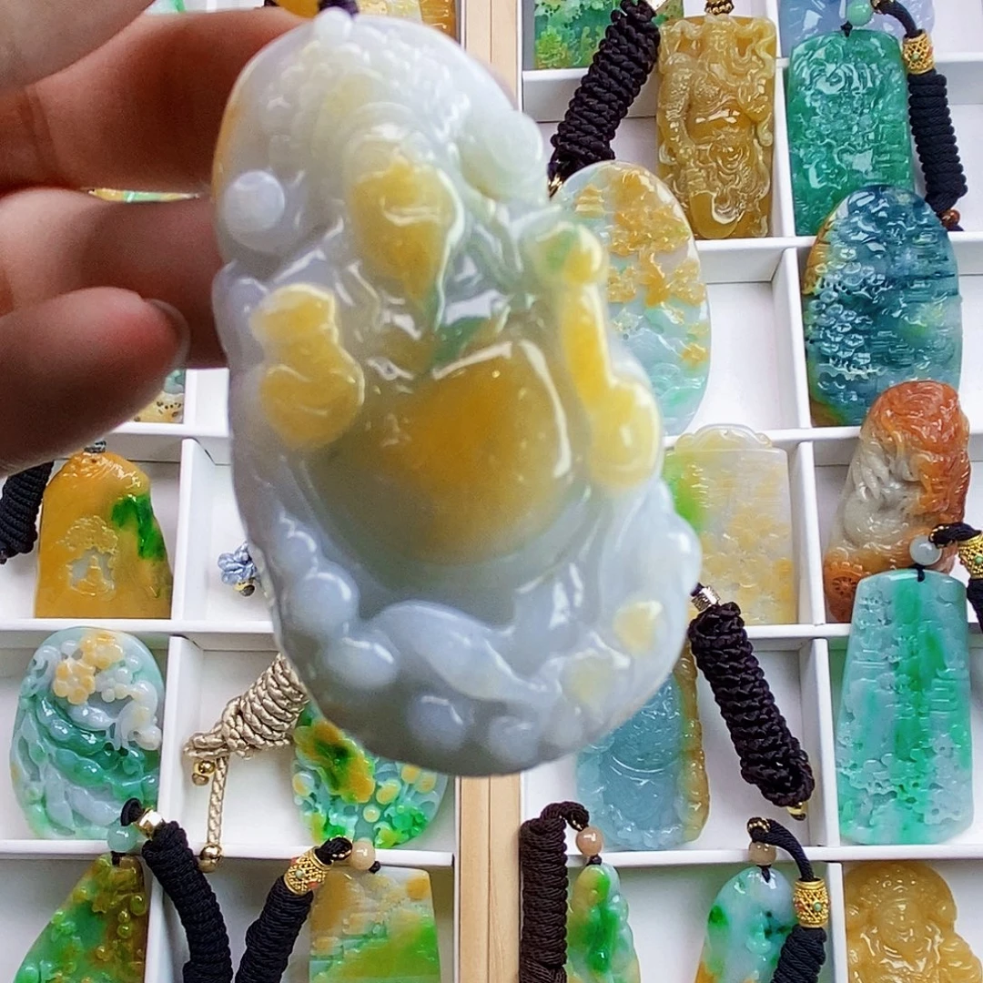 翡翠未镶嵌颈饰翡翠