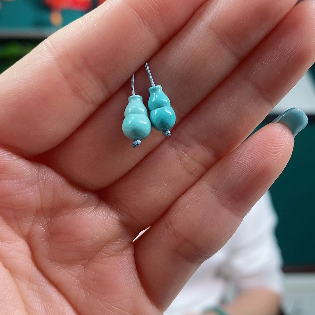 蜜蜡珠宝奇石未镶嵌