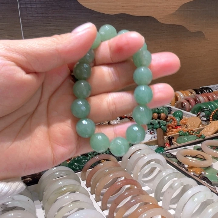 石英质玉未镶嵌手链