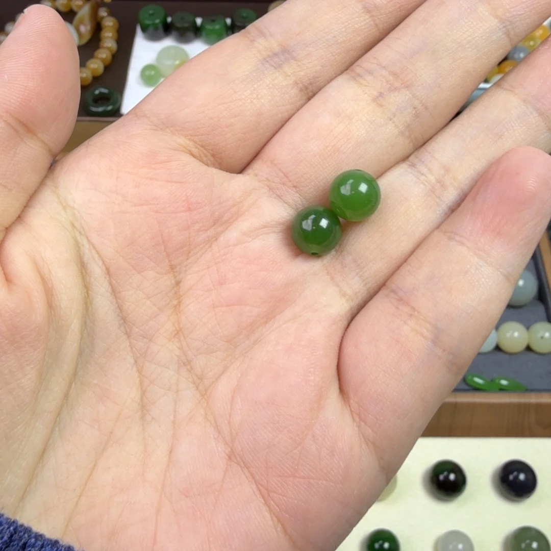 和田玉未镶嵌珠宝半成品卡八碧玉一对