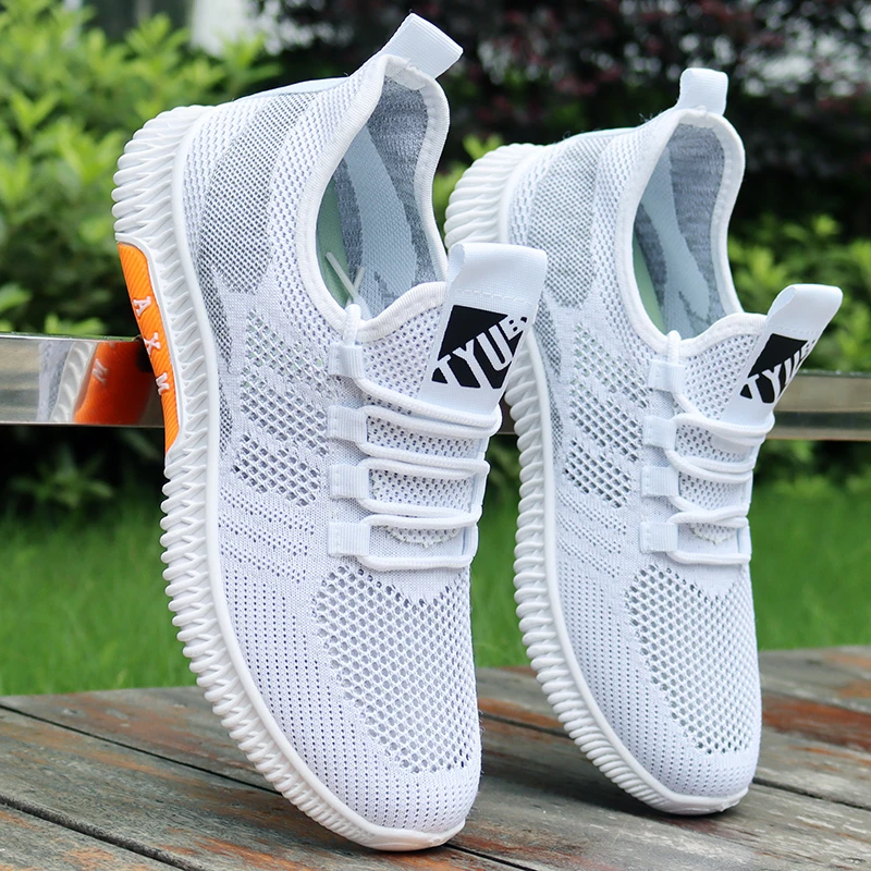 夏季耐磨轻质防臭透气胶粘网面鞋软底潮鞋百搭运动鞋