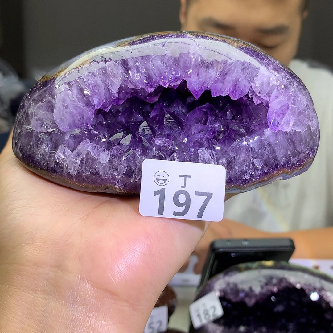 未镶嵌大型摆件（非配饰）水晶