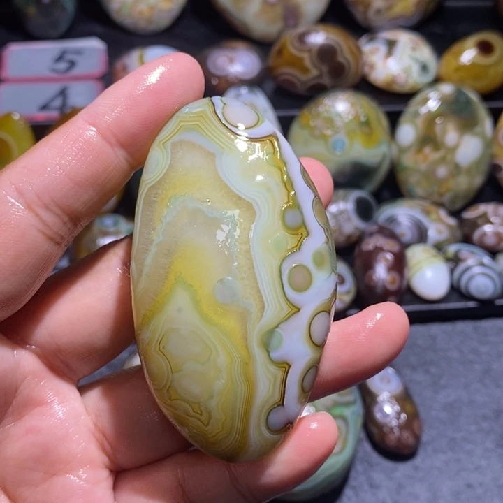 玛瑙/玉髓未镶嵌珠宝奇石121