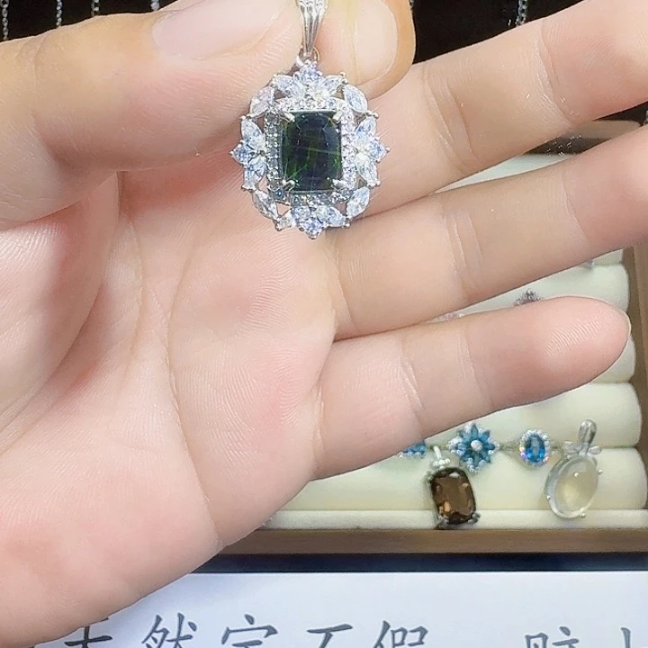 银S925镶嵌透辉石925